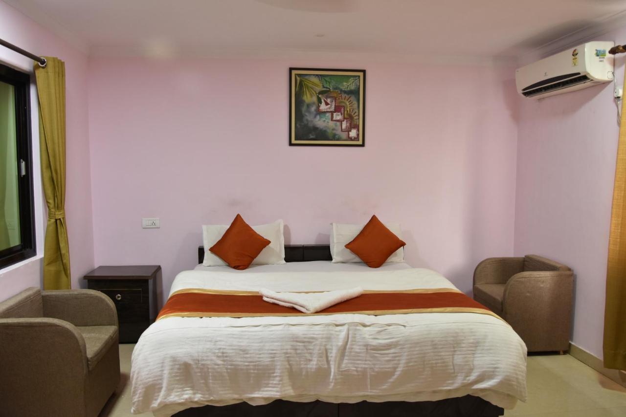 Hotel Sarweshwary Varanasi Eksteriør billede
