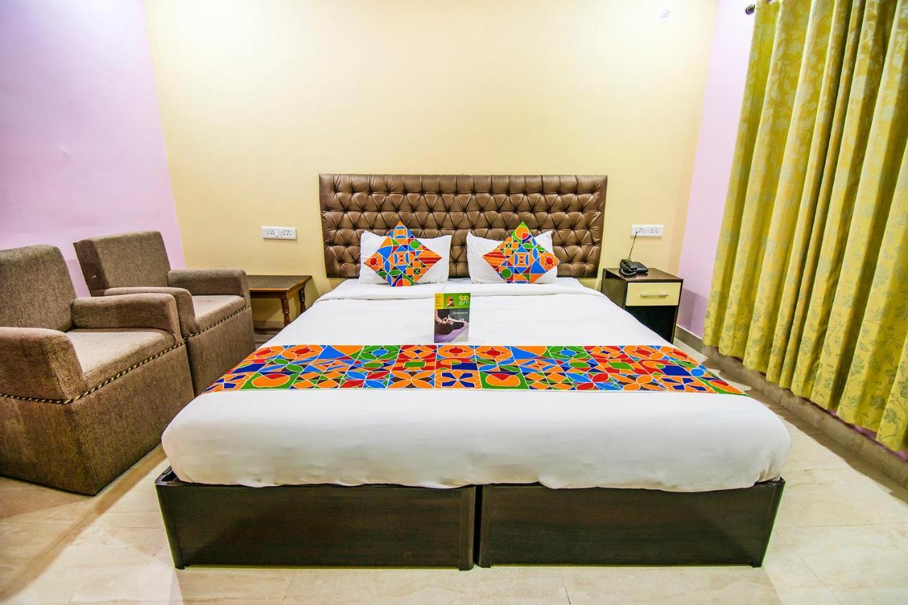 Hotel Sarweshwary Varanasi Eksteriør billede