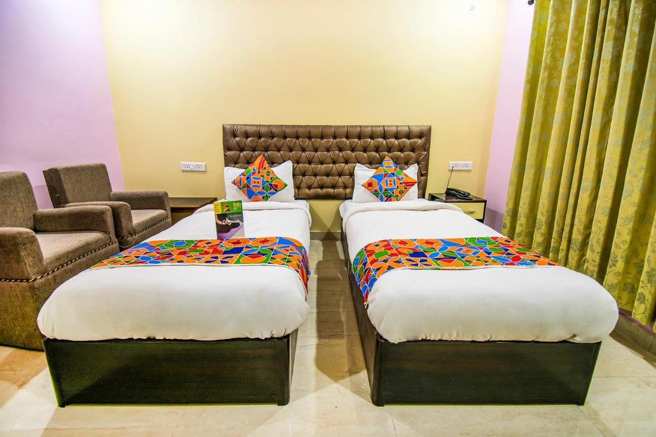 Hotel Sarweshwary Varanasi Eksteriør billede