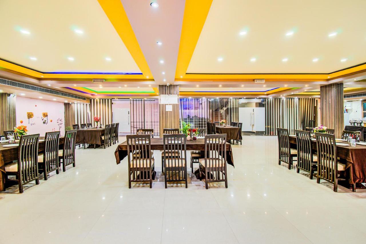 Hotel Sarweshwary Varanasi Eksteriør billede